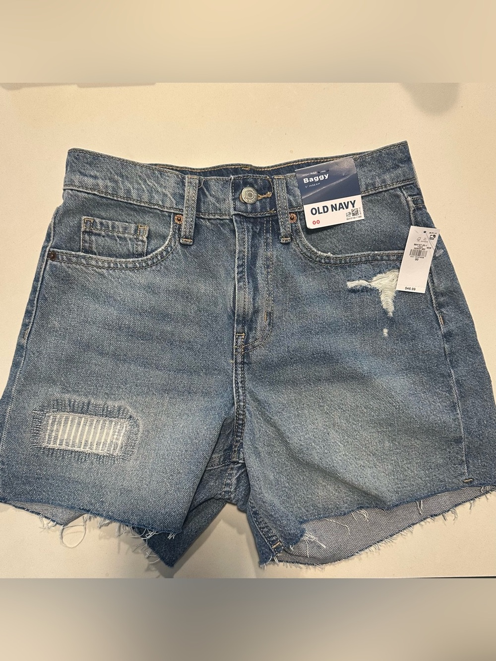 Old Navy Women’s Distressed Denim Shorts - Medium Blue